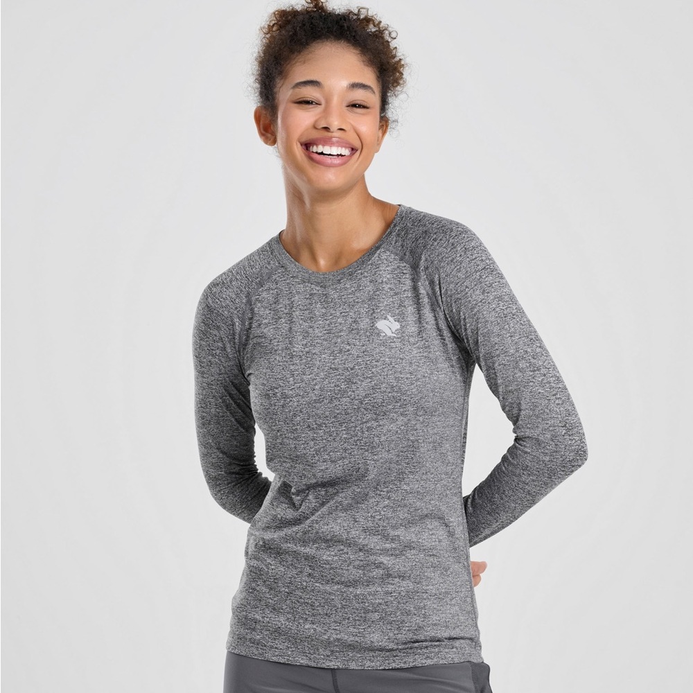NWT Run in Rabbit EZ Tee LS Size Medium in Charcoal Heather